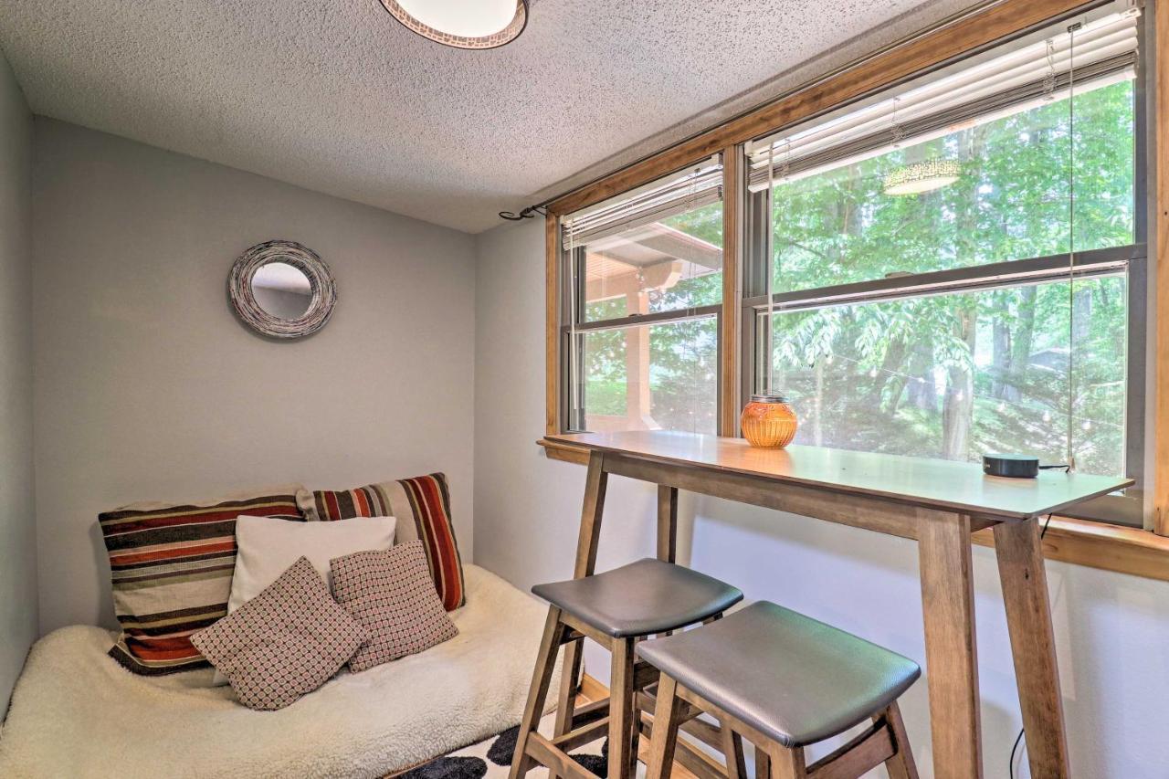 Vintage Creekside Cottage With Hot Tub And Grill! 매기 벨리 외부 사진