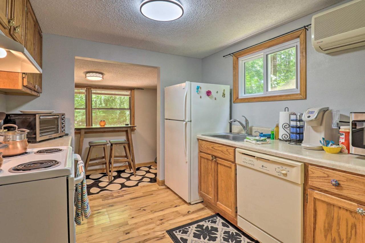 Vintage Creekside Cottage With Hot Tub And Grill! 매기 벨리 외부 사진