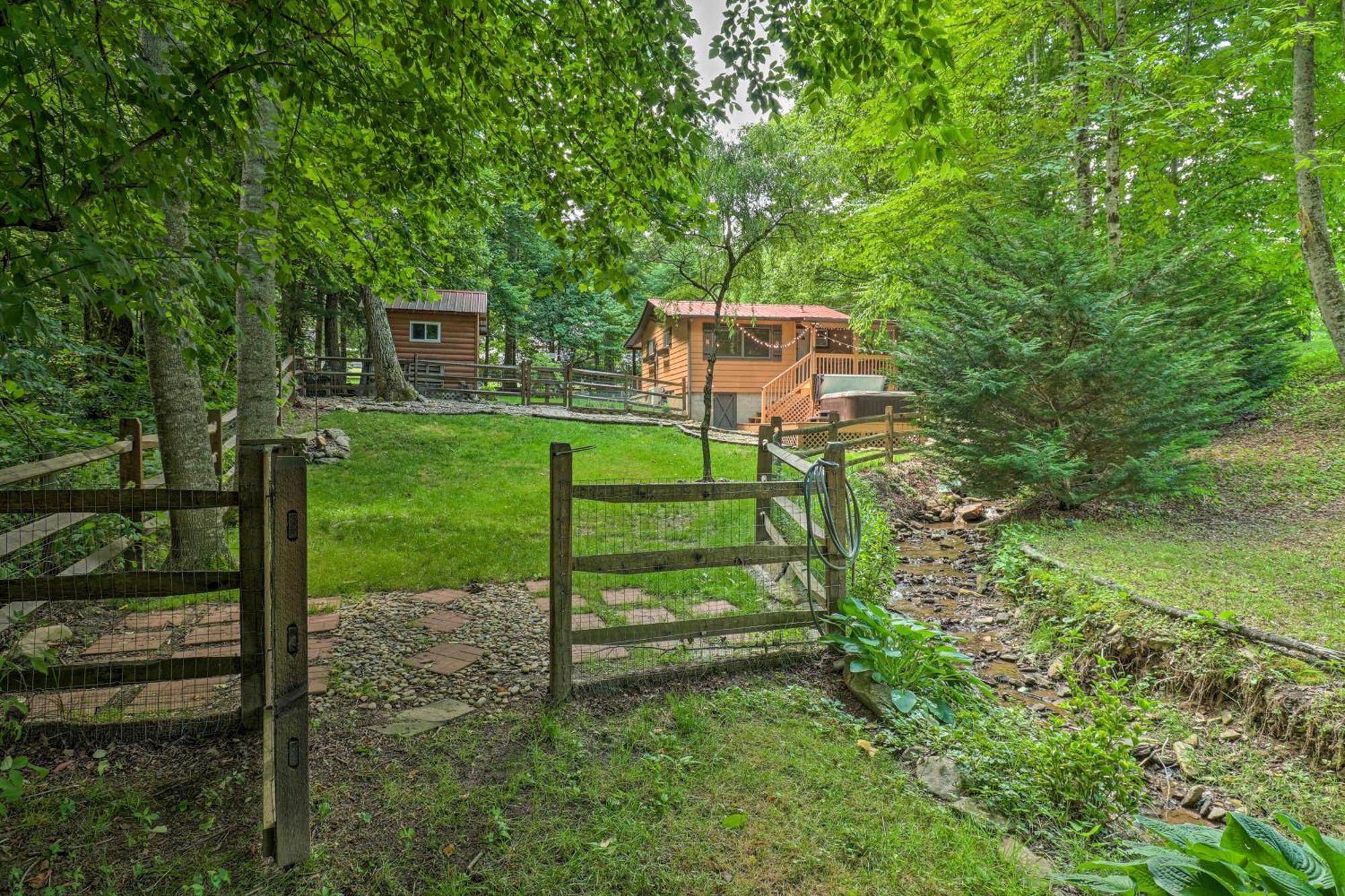 Vintage Creekside Cottage With Hot Tub And Grill! 매기 벨리 외부 사진
